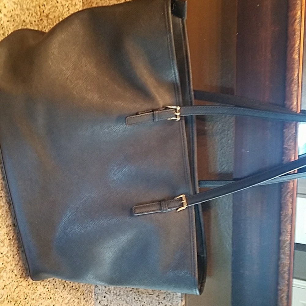 Michael Kors Jet Set Travel Saffiano Leather Tote - Picture 3 of 3